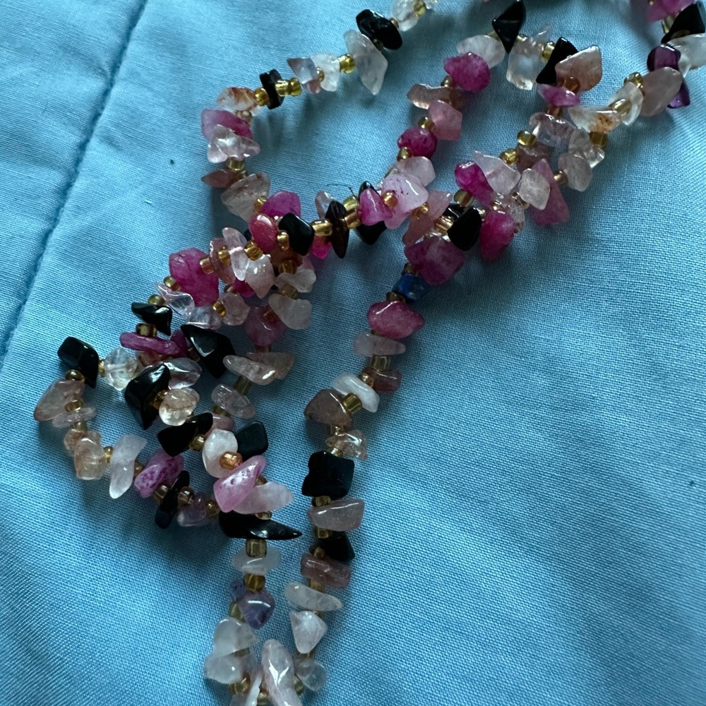 Natural raw gemstones (amethyst) beaded Necklace.